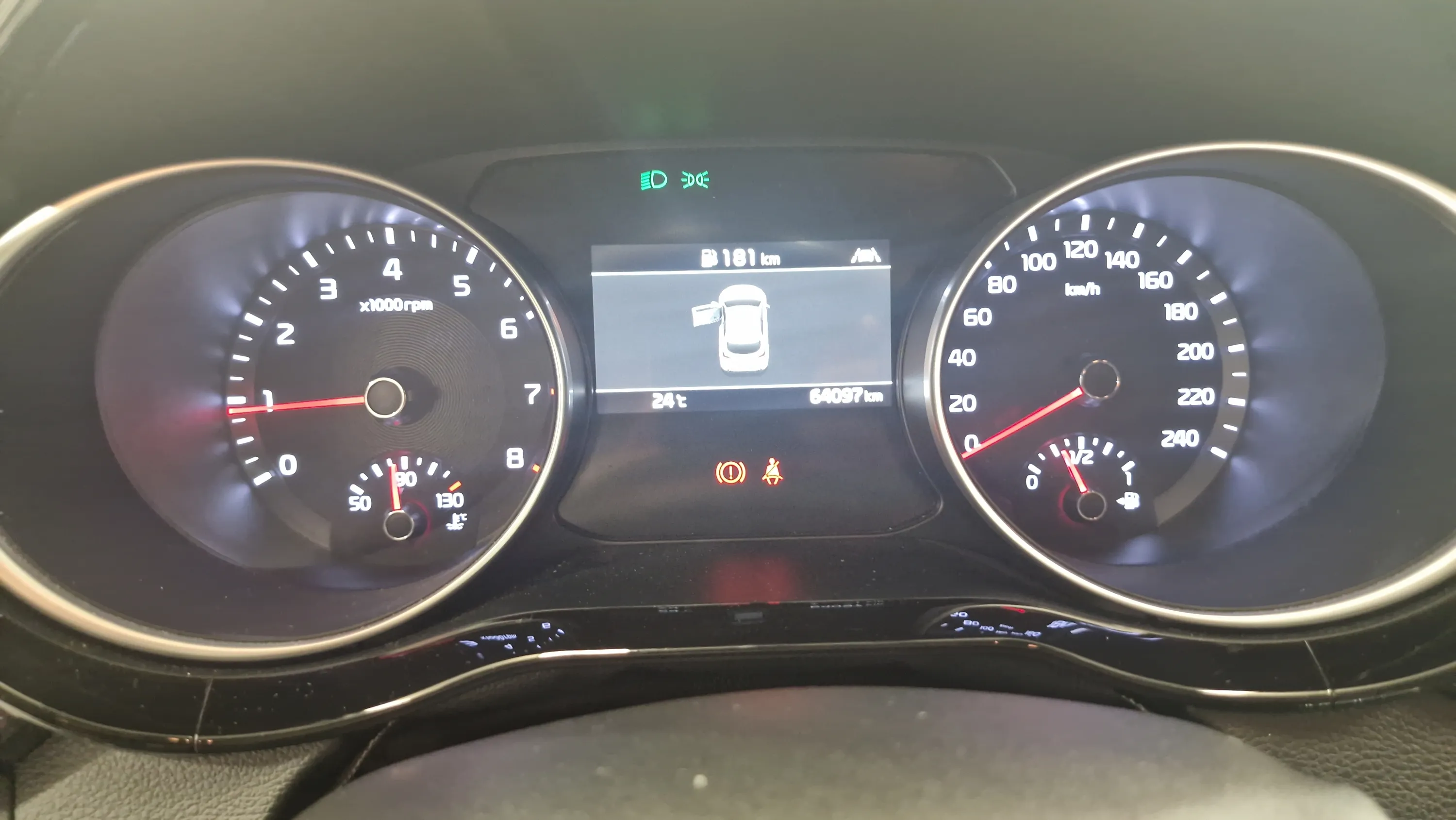 Kia XCeed 1.0 T-GDi Concept - foto 10