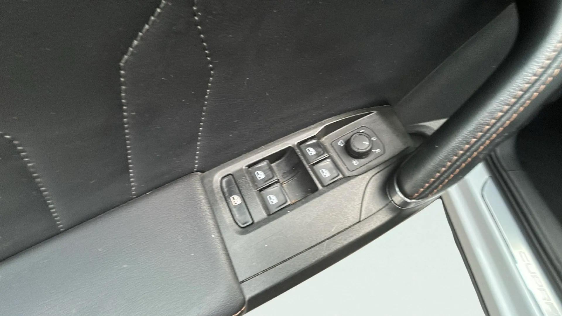 Cupra Formentor 1.5 TSI - foto 24