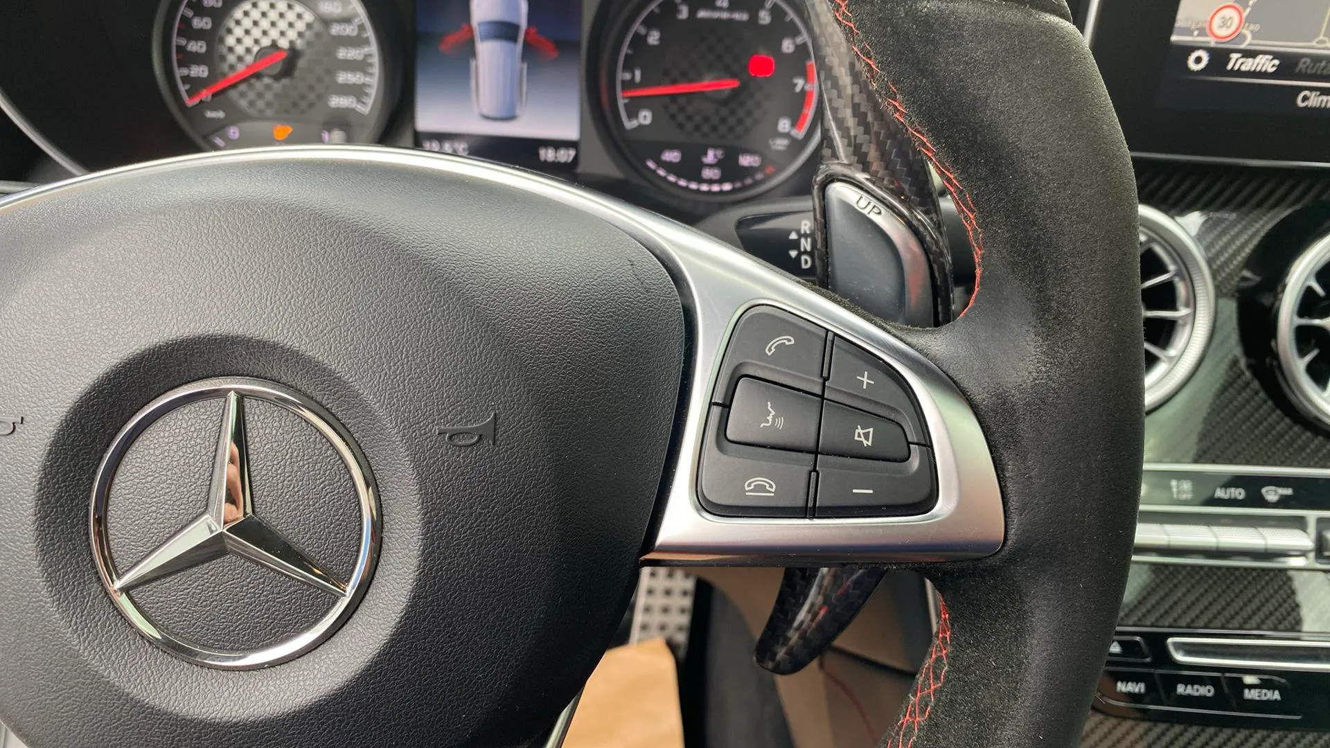 Mercedes-Benz GLC Mercedes-AMG GLC 43 4MATIC - foto 17