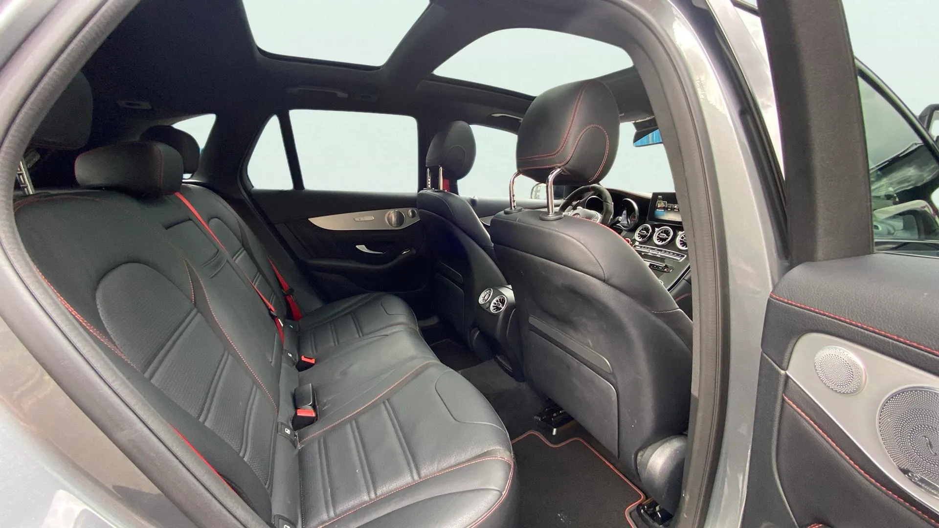 Mercedes-Benz GLC Mercedes-AMG GLC 43 4MATIC - foto 23