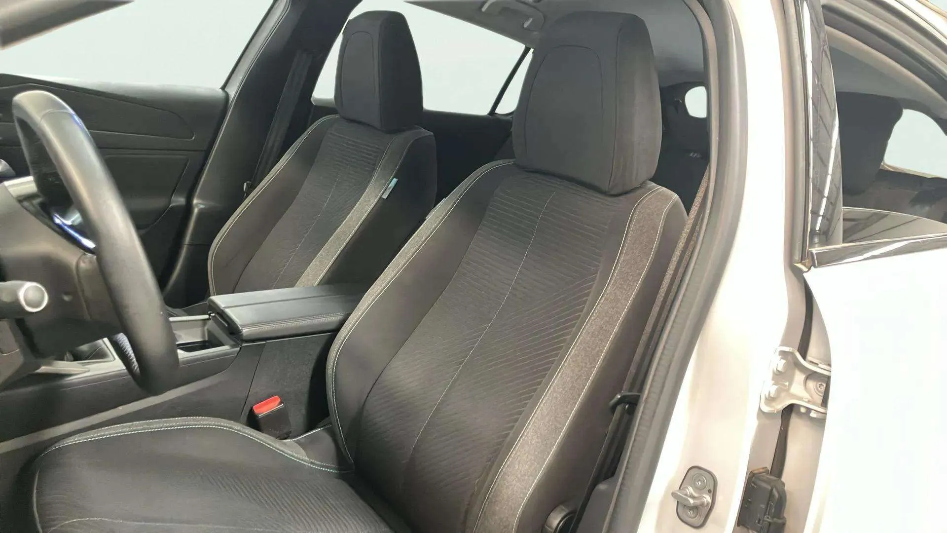 Peugeot 308 Active PureTech 130 - foto 9