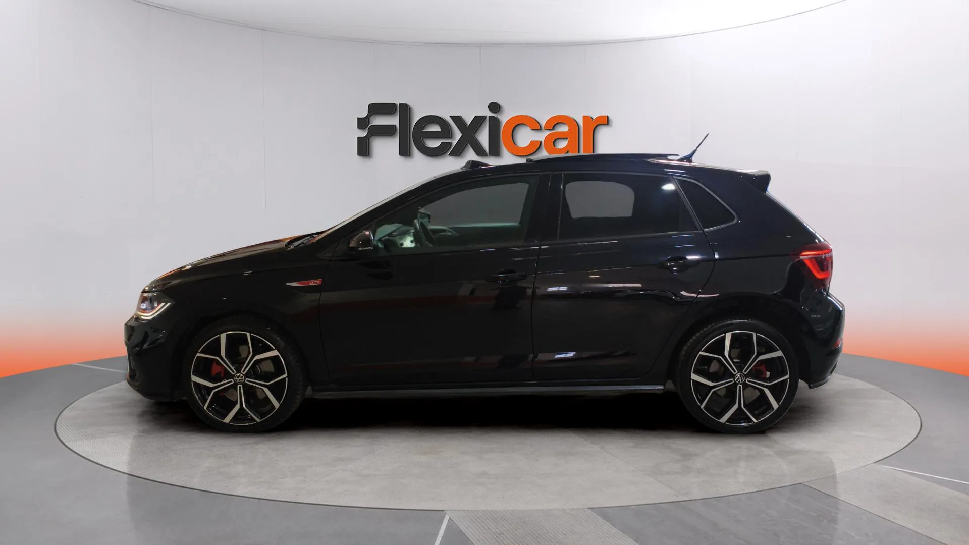 Volkswagen Polo GTI 2.0 TSI DSG - foto 4