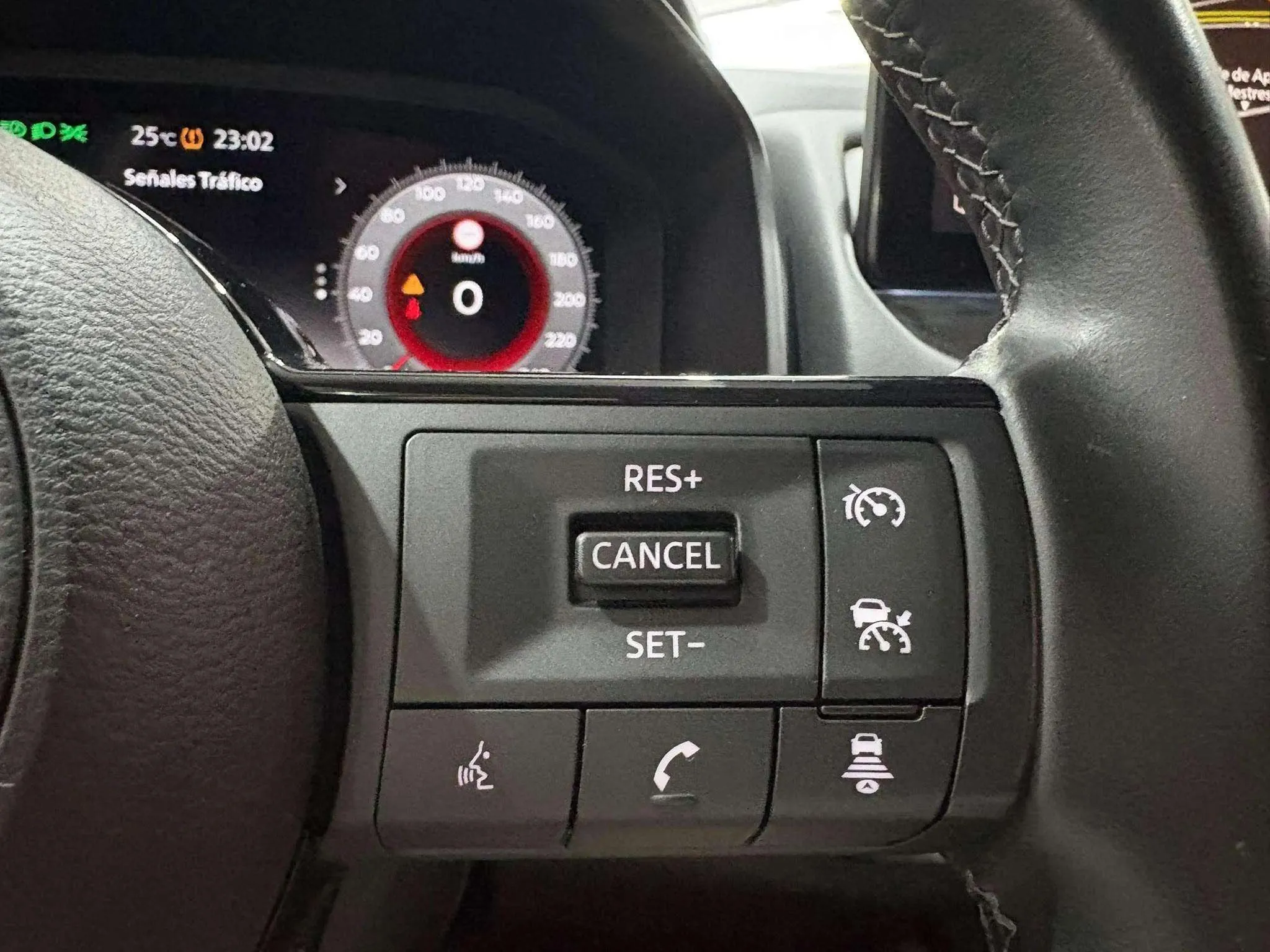 Nissan Qashqai DIG-T mHEV 4x2 Acenta - foto 10