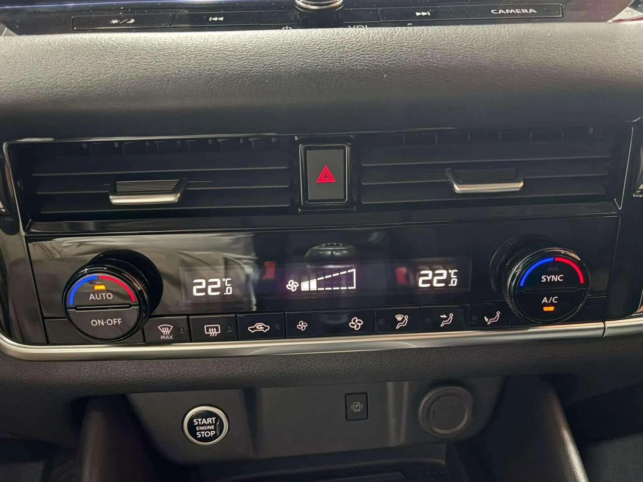 Nissan Qashqai DIG-T mHEV 4x2 Acenta - foto 15