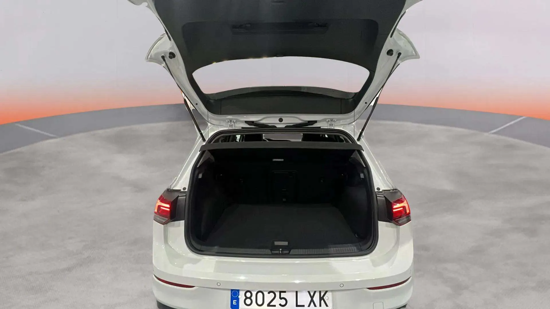 Volkswagen Golf 2.0 TDI DSG - foto 9
