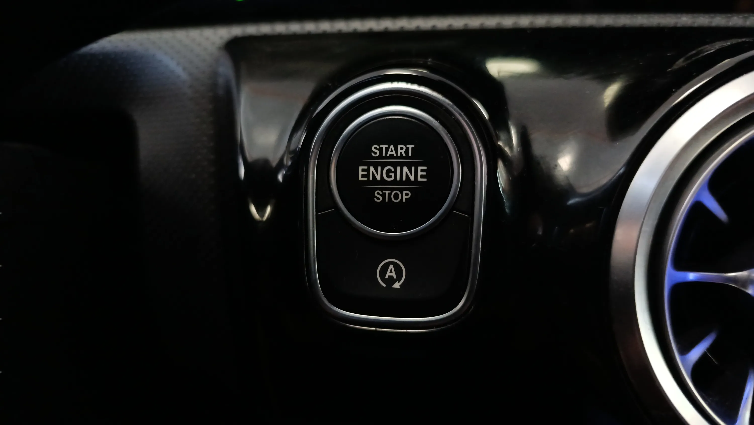 Mercedes-Benz CLA 200 - foto 27