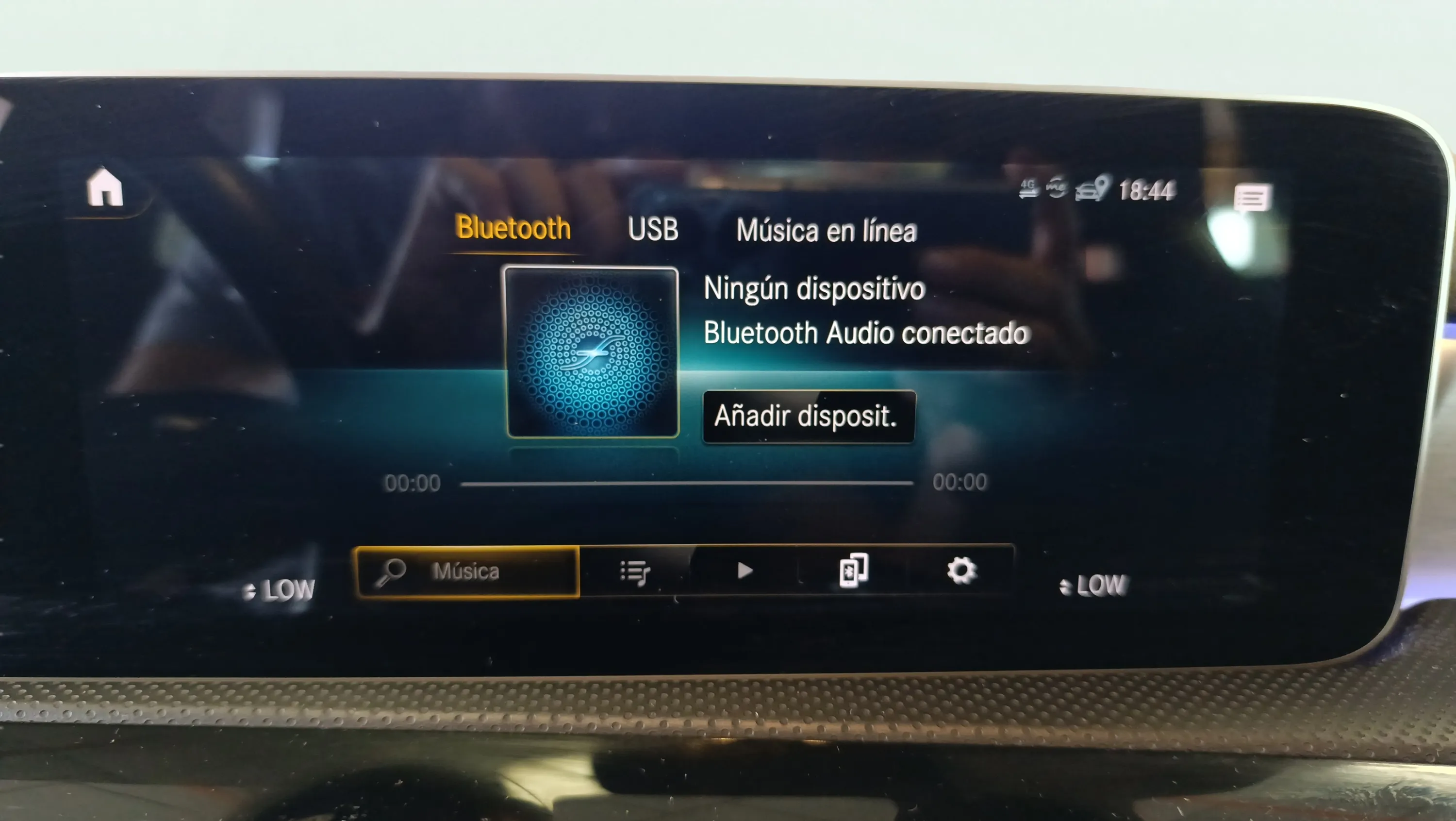 Mercedes-Benz CLA 200 - foto 21