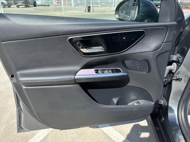 Mercedes-Benz GLC 220 d 4MATIC - foto 24