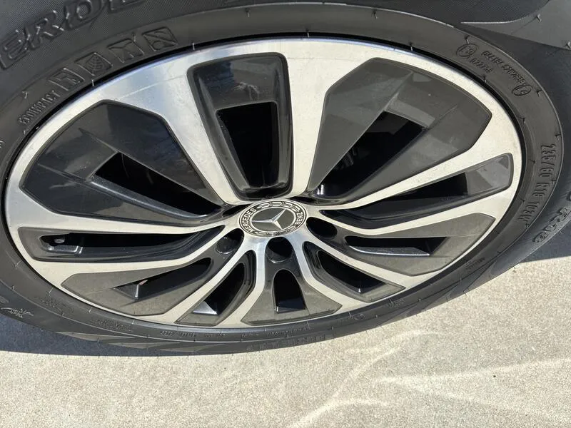 Mercedes-Benz GLC 220 d 4MATIC - foto 11