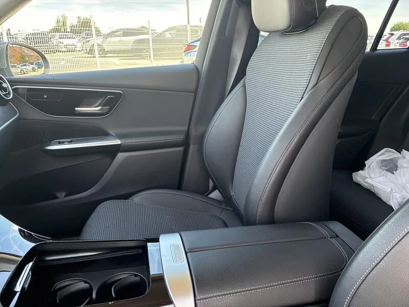 Mercedes-Benz GLC 220 d 4MATIC - foto 30