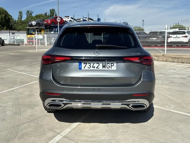 Mercedes-Benz GLC 220 d 4MATIC - foto 5
