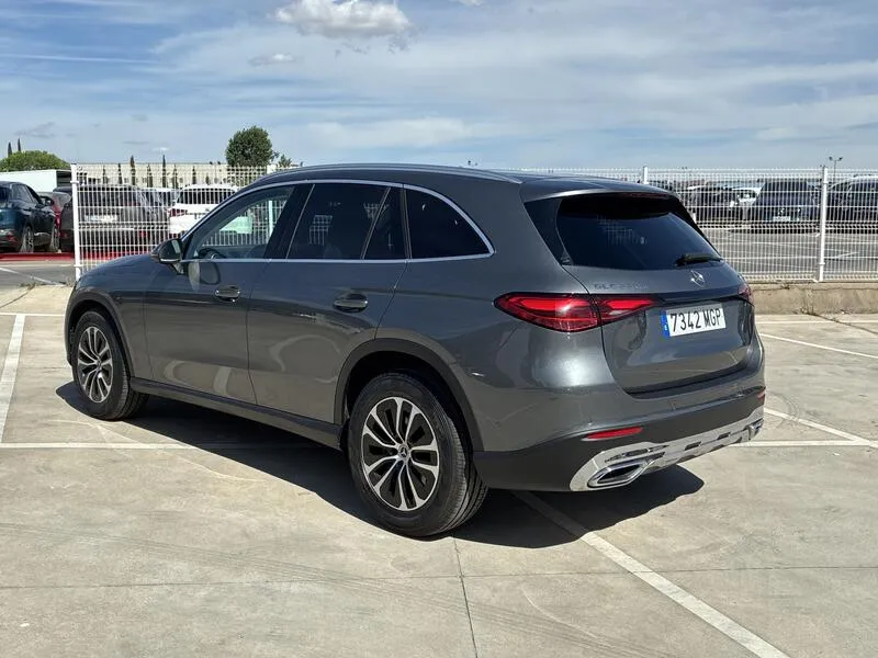 Mercedes-Benz GLC 220 d 4MATIC - foto 4