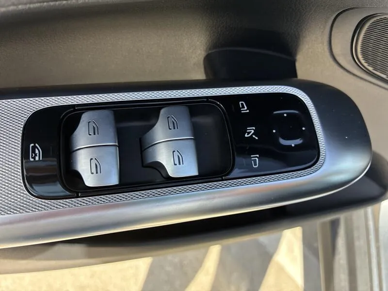 Mercedes-Benz GLC 220 d 4MATIC - foto 25