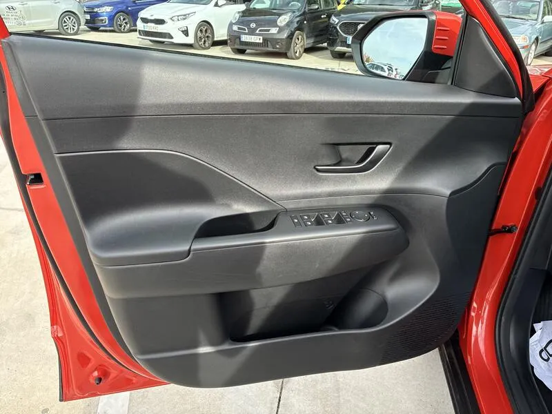 Hyundai Kona 1.6 GDI HEV Maxx - foto 23
