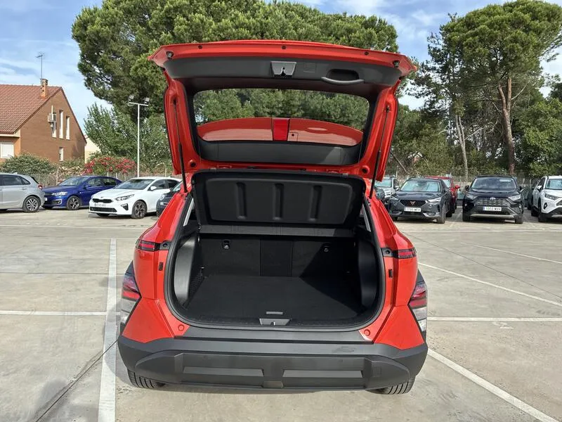 Hyundai Kona 1.6 GDI HEV Maxx - foto 18