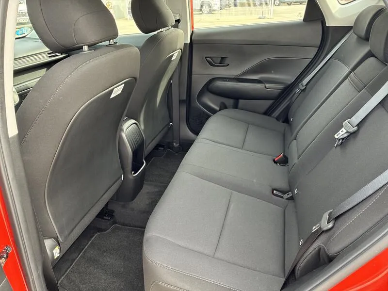 Hyundai Kona 1.6 GDI HEV Maxx - foto 21