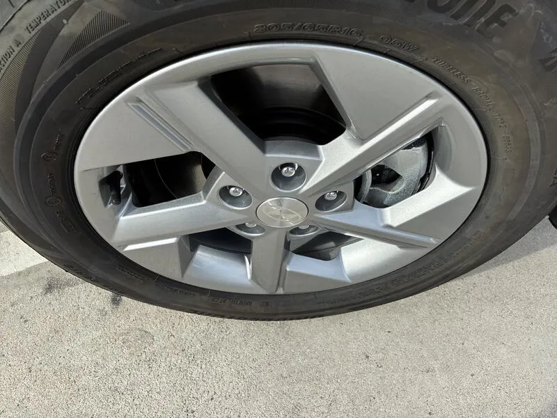 Hyundai Kona 1.6 GDI HEV Maxx - foto 14