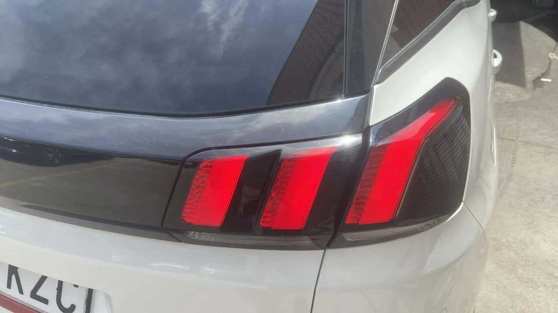 Peugeot 3008 1.5L BlueHDi Allure - foto 11