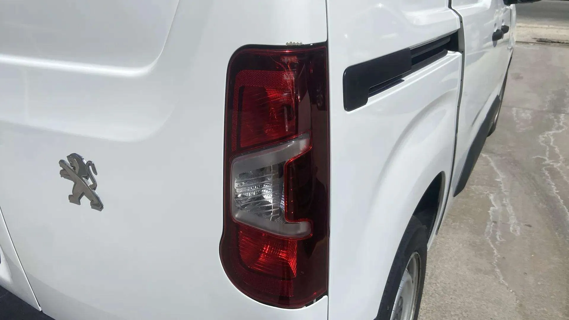 Peugeot Partner Furgón Diesel Partner 1.5BlueHDI Pro Standard 600kg 100 - foto 11