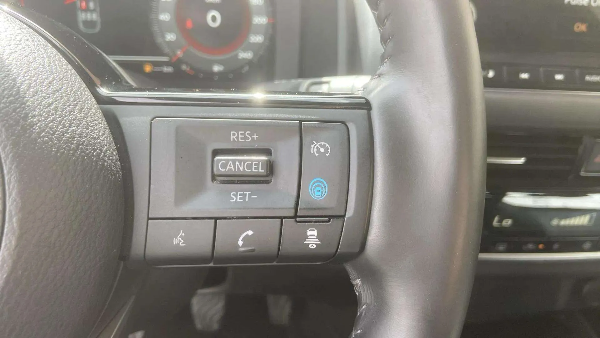 Nissan Qashqai DIG-T N-Connecta - foto 15