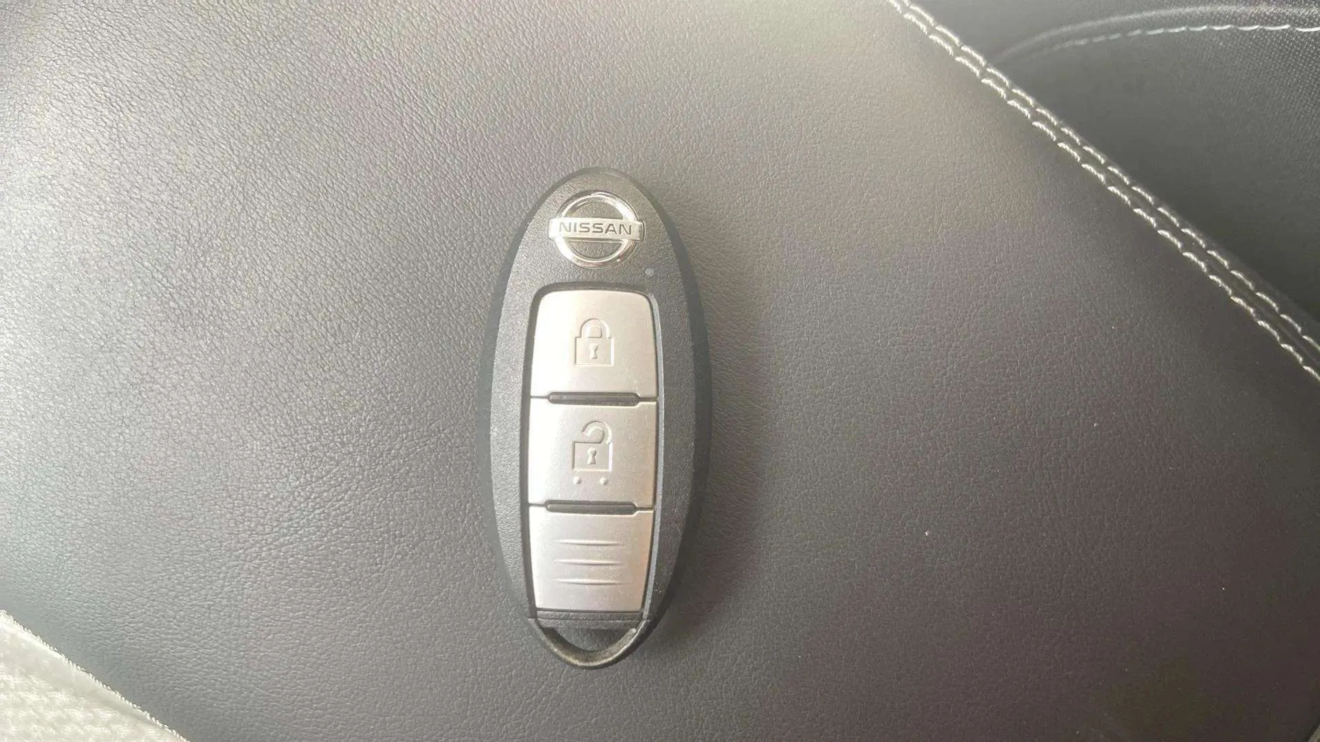 Nissan Qashqai DIG-T N-Connecta - foto 18