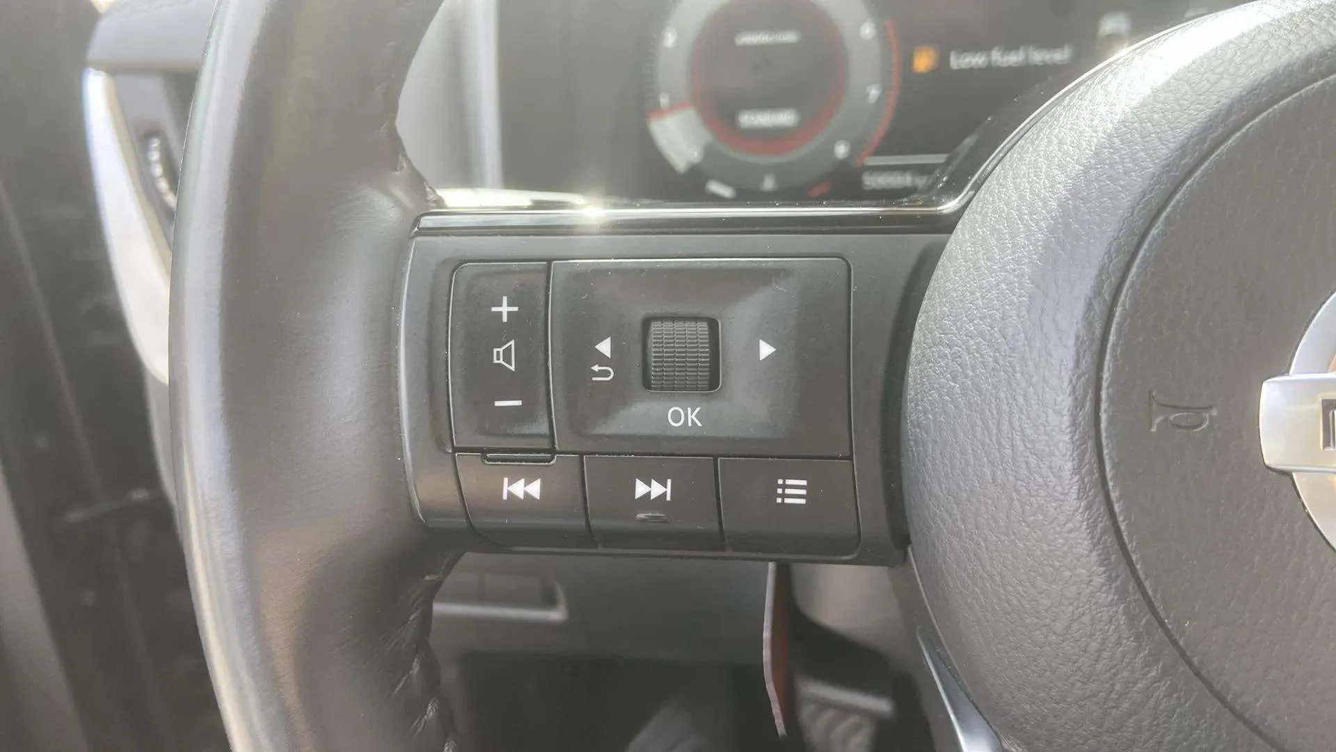 Nissan Qashqai DIG-T N-Connecta - foto 14