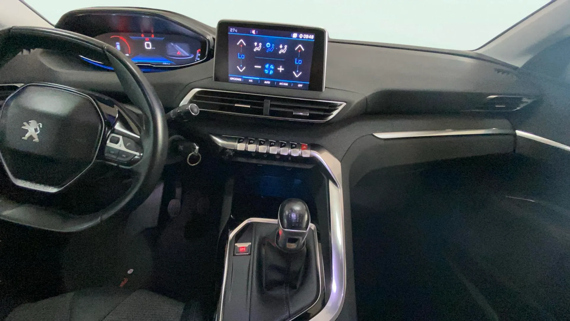 Peugeot 3008 1.5L BlueHDi Allure - foto 6
