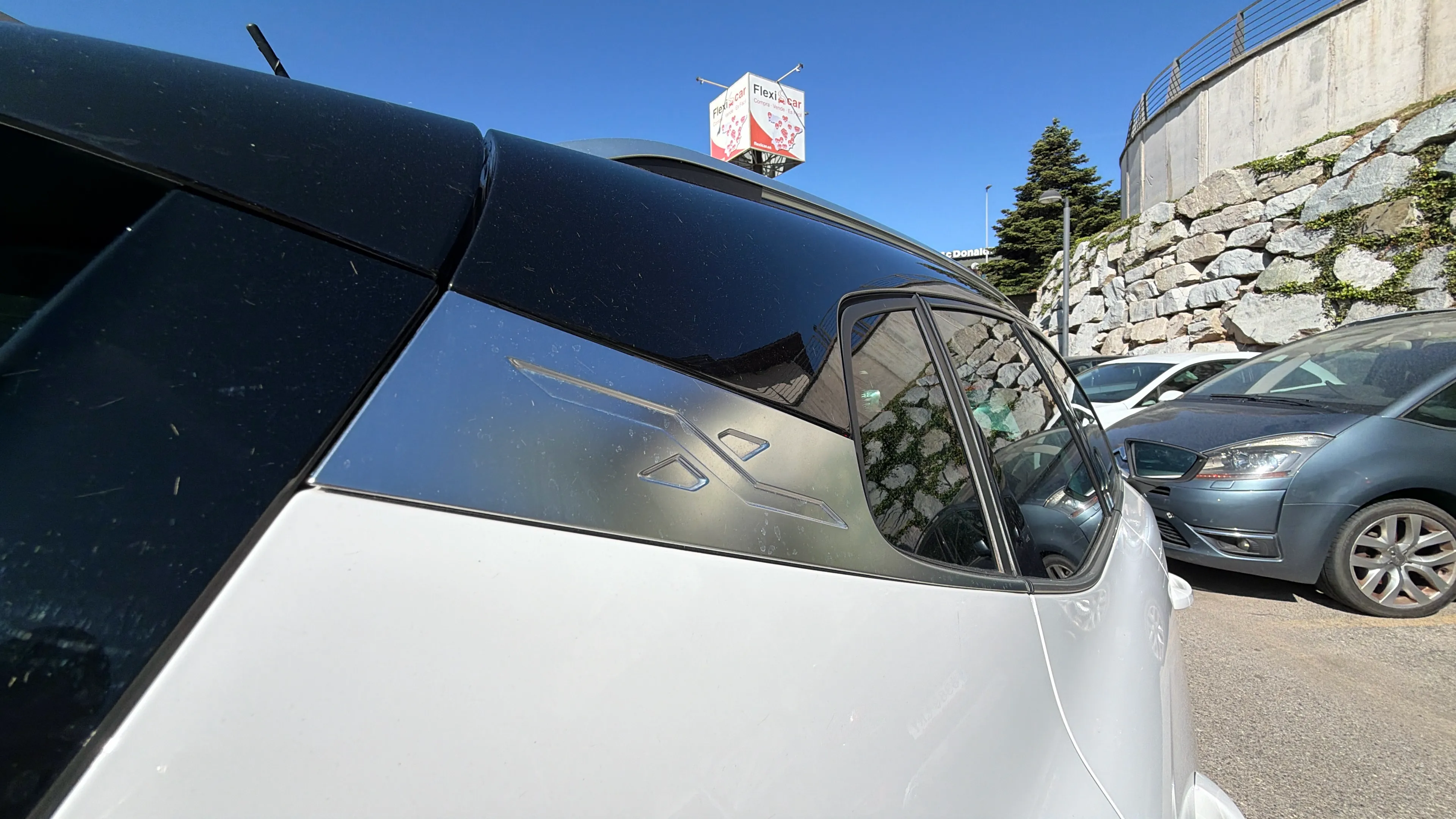 SEAT Arona 1.0 TSI DSG FR - foto 34