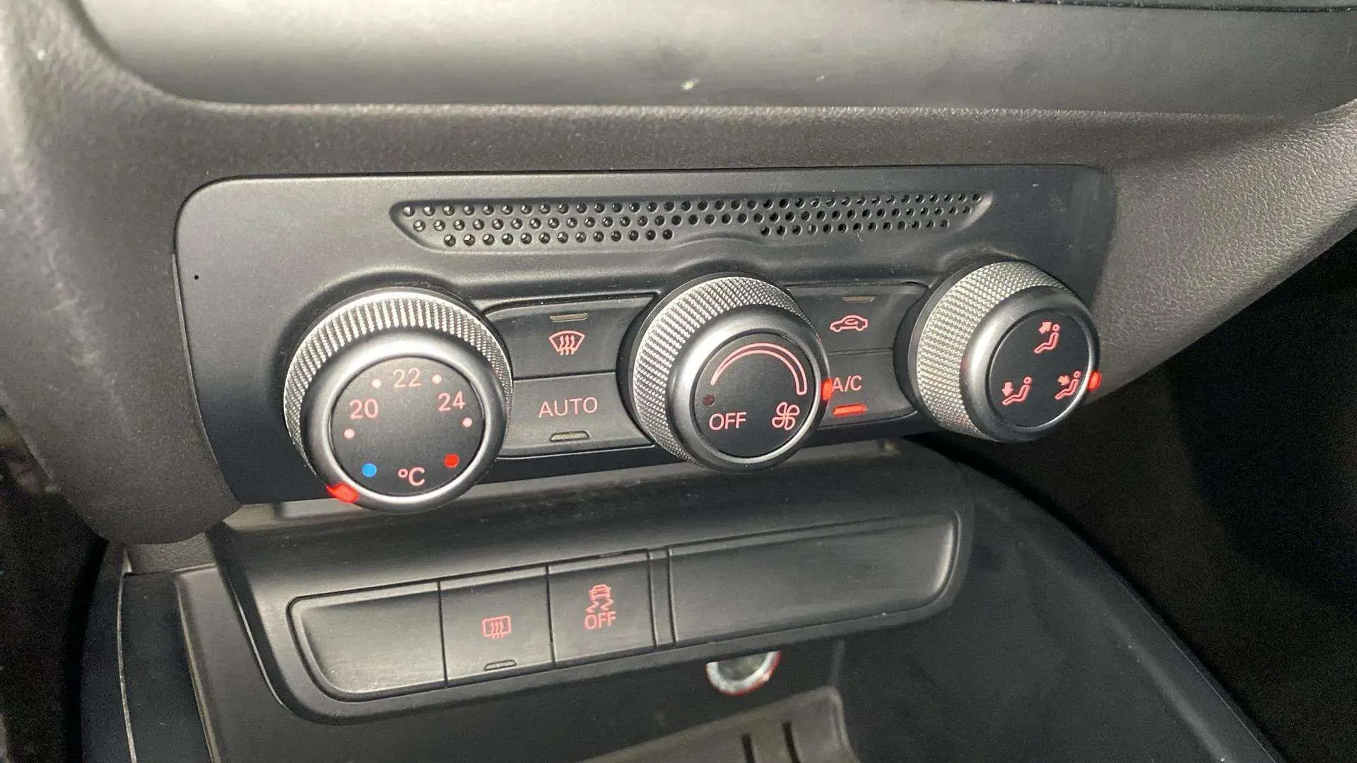 Audi A1 Adrenalin 1.4 TDI Sportback - foto 16