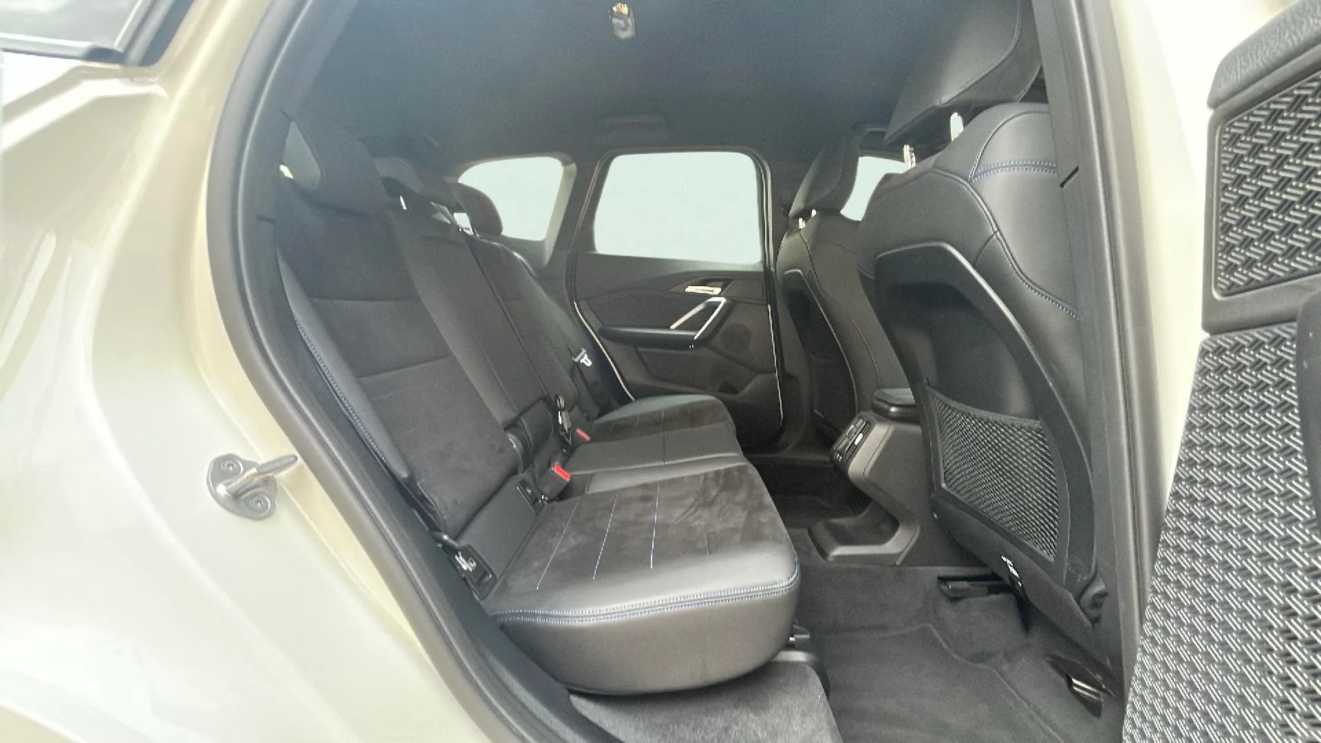 BMW X1 xDrive18d - foto 16