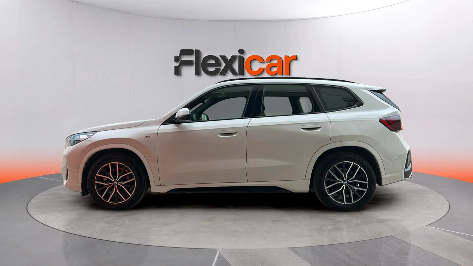 BMW X1 xDrive18d - foto 5