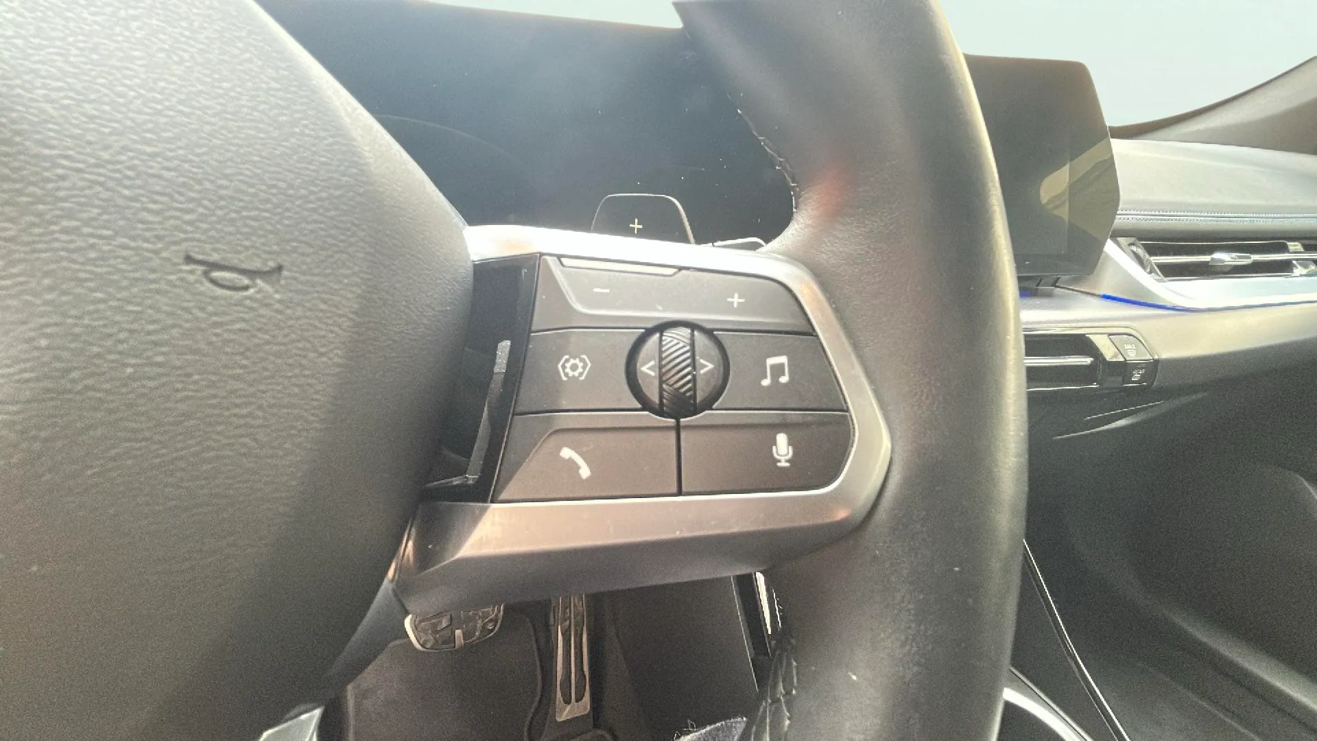 BMW X1 xDrive18d - foto 11