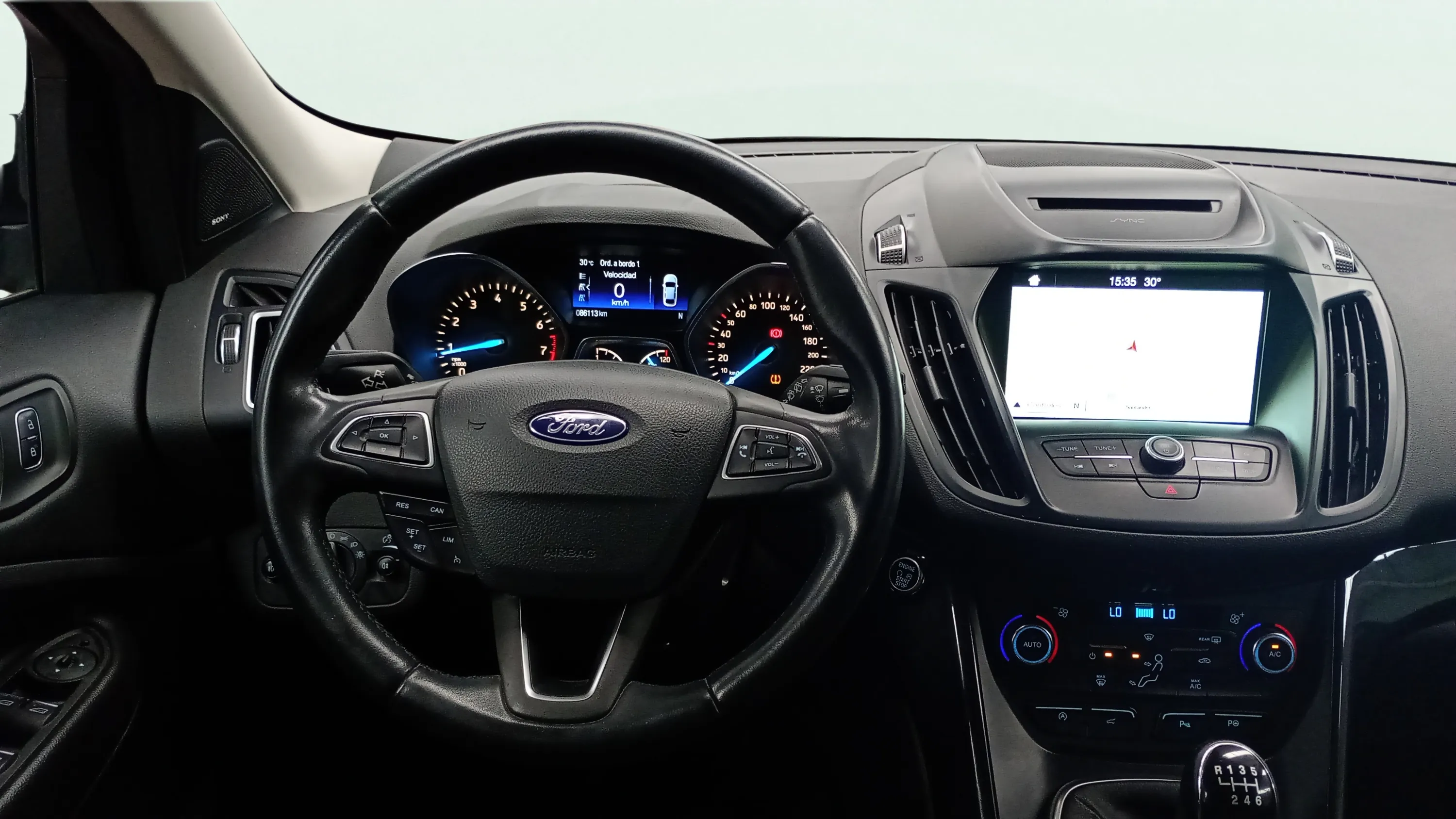 Ford Kuga 1.5 EcoBoost 4x2 Titanium - foto 10