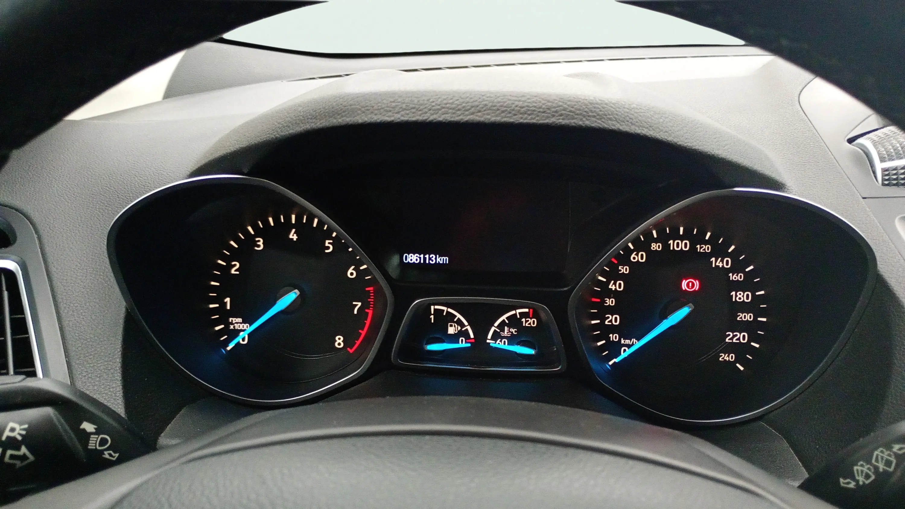 Ford Kuga 1.5 EcoBoost 4x2 Titanium - foto 13
