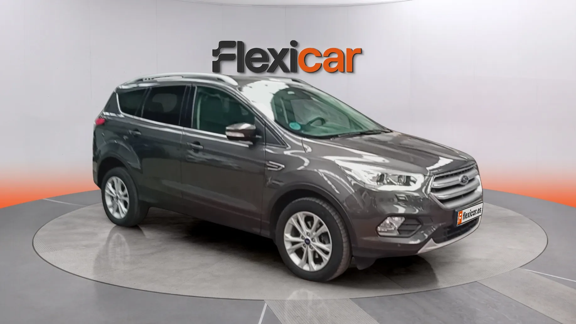 Ford Kuga 1.5 EcoBoost 4x2 Titanium - foto 1