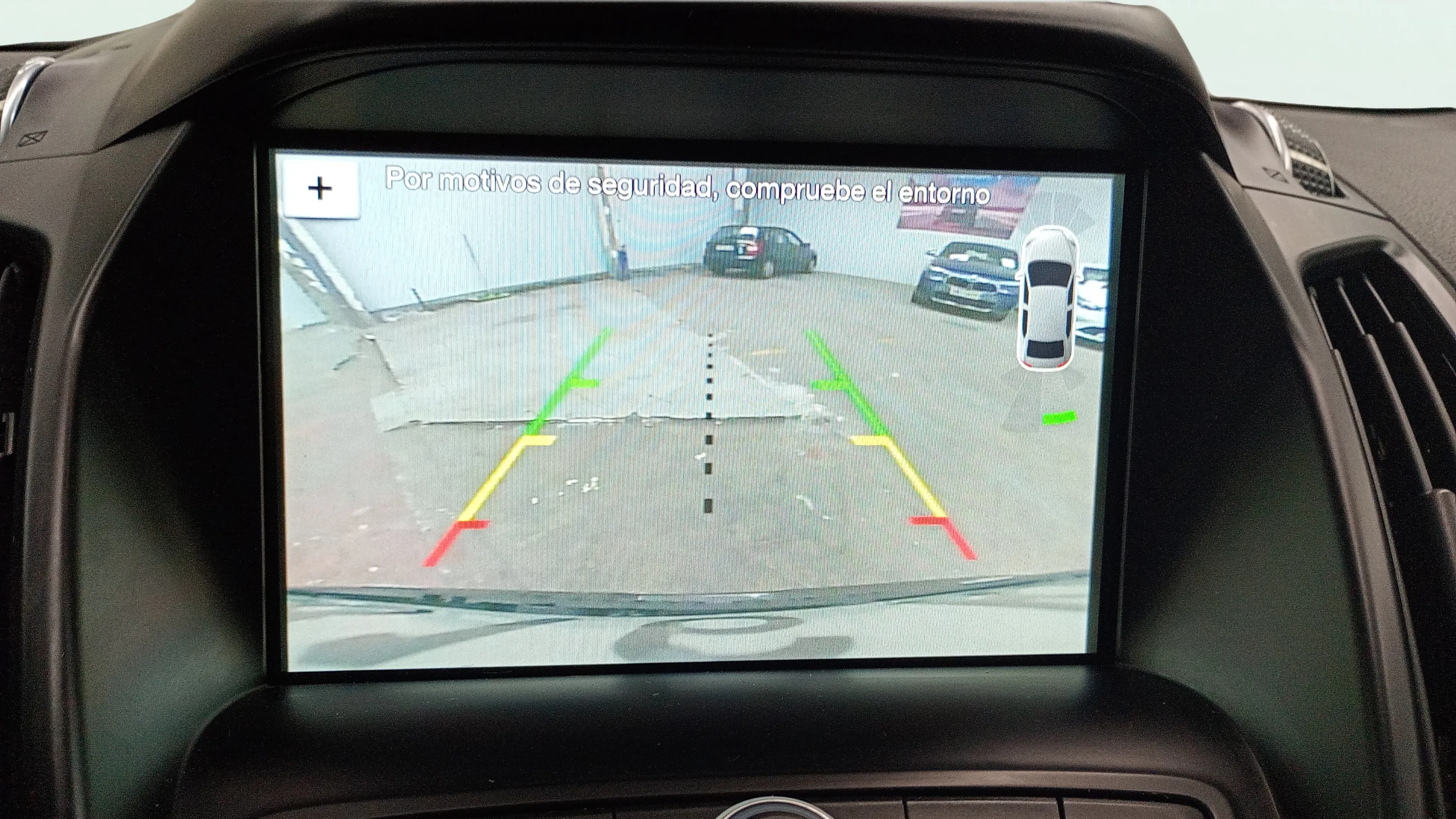 Ford Kuga 1.5 EcoBoost 4x2 Titanium - foto 12