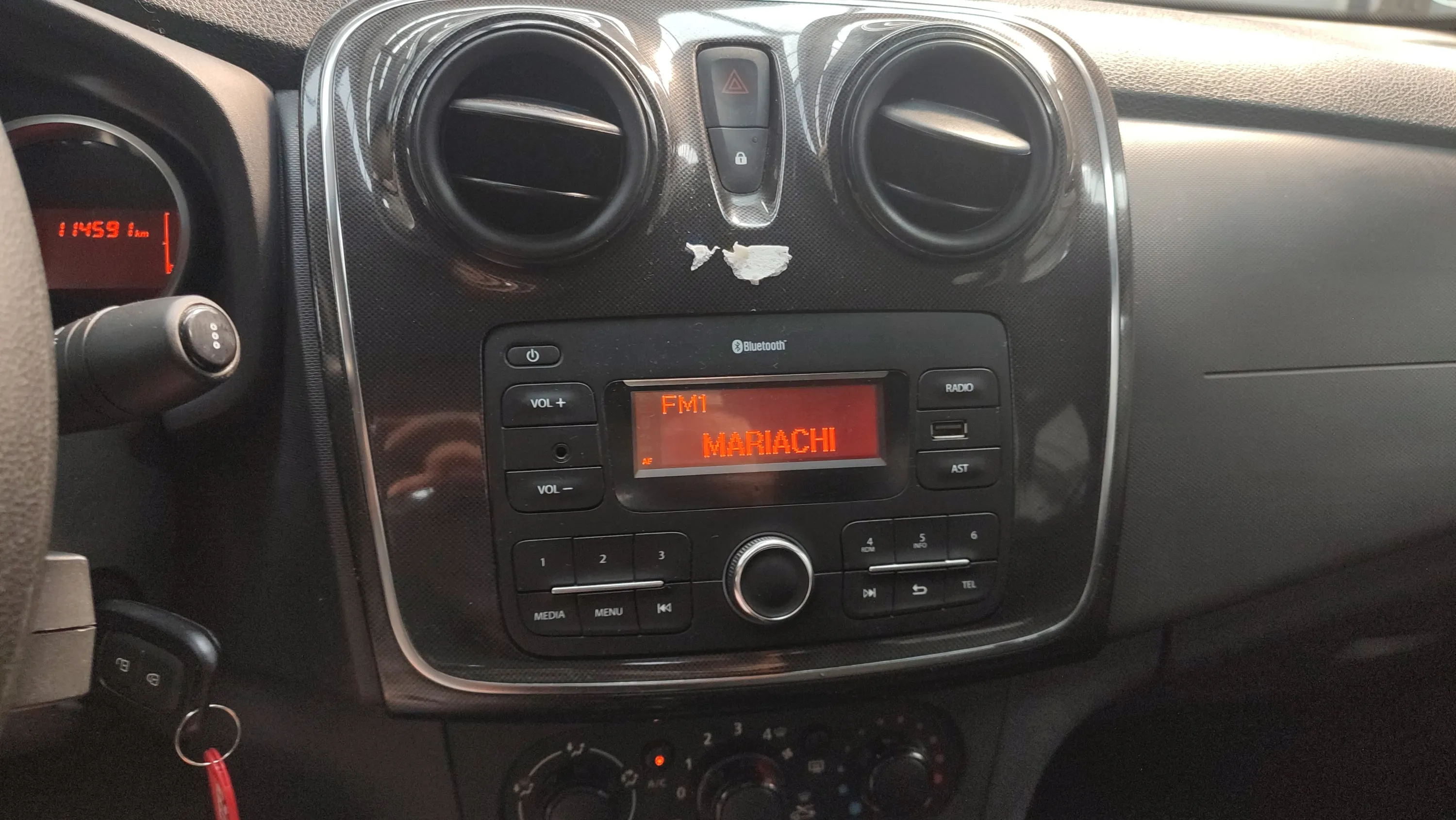 Dacia Logan MCV Essential 1.0 - foto 11