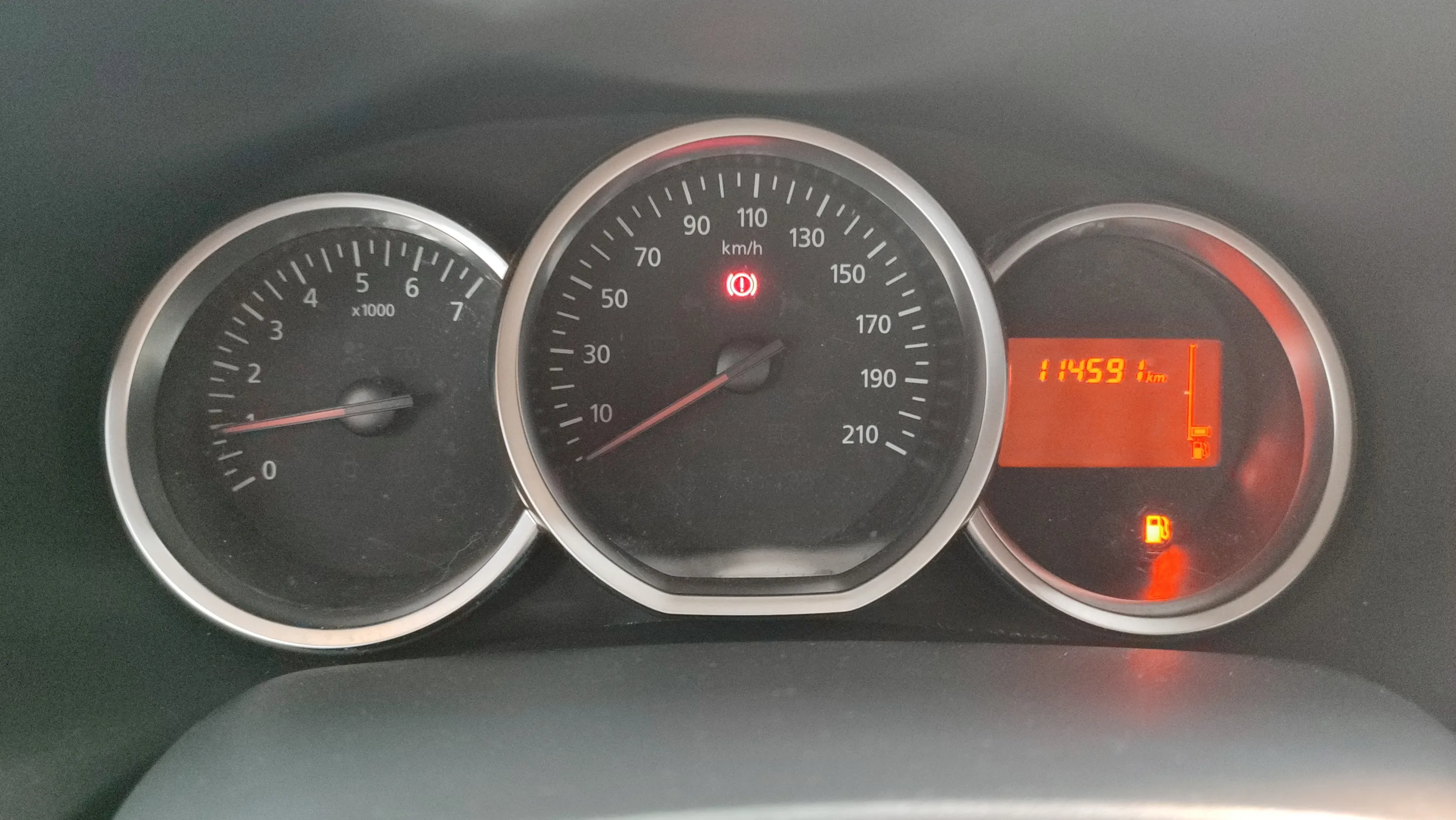 Dacia Logan MCV Essential 1.0 - foto 12