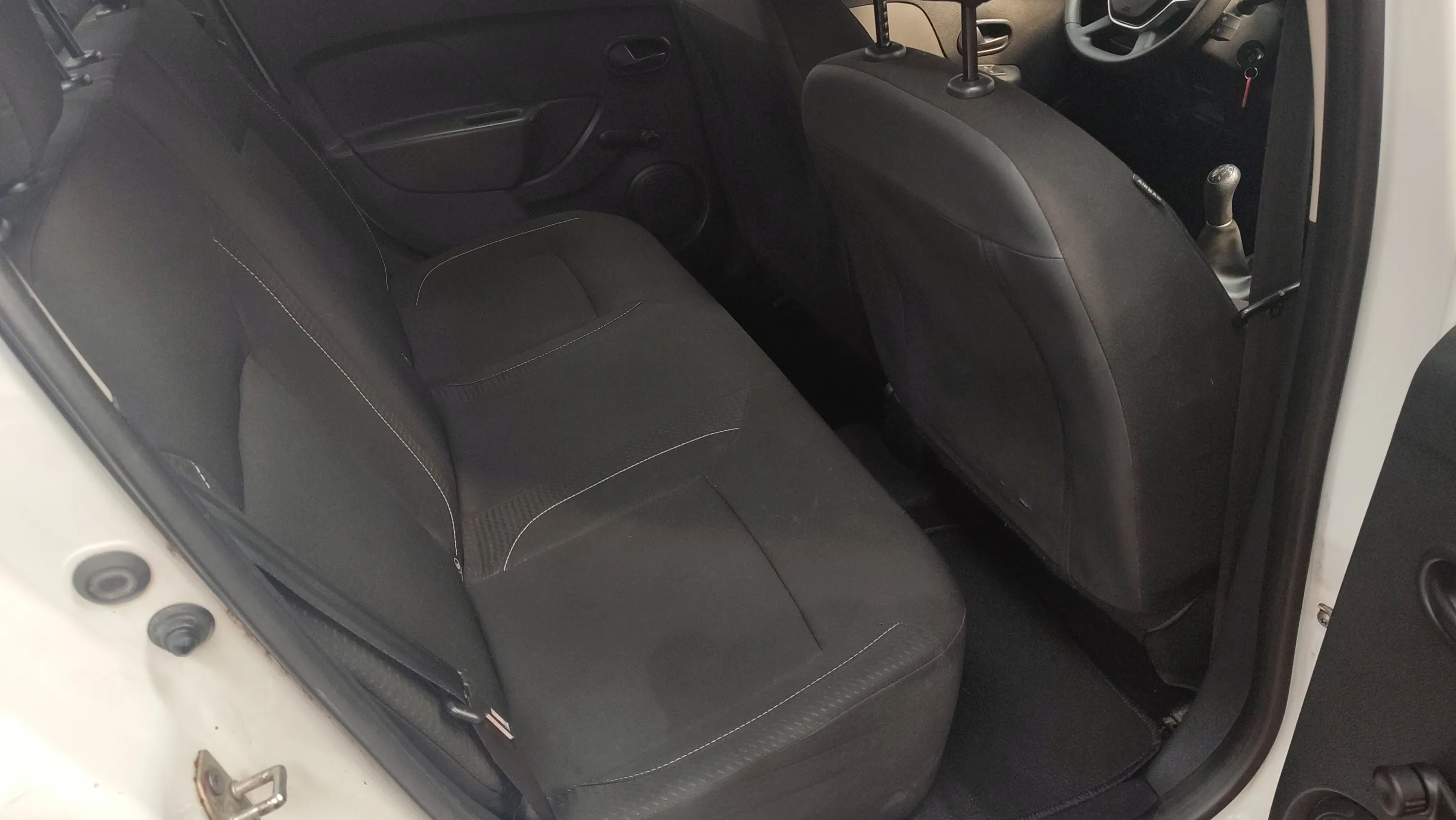 Dacia Logan MCV Essential 1.0 - foto 17