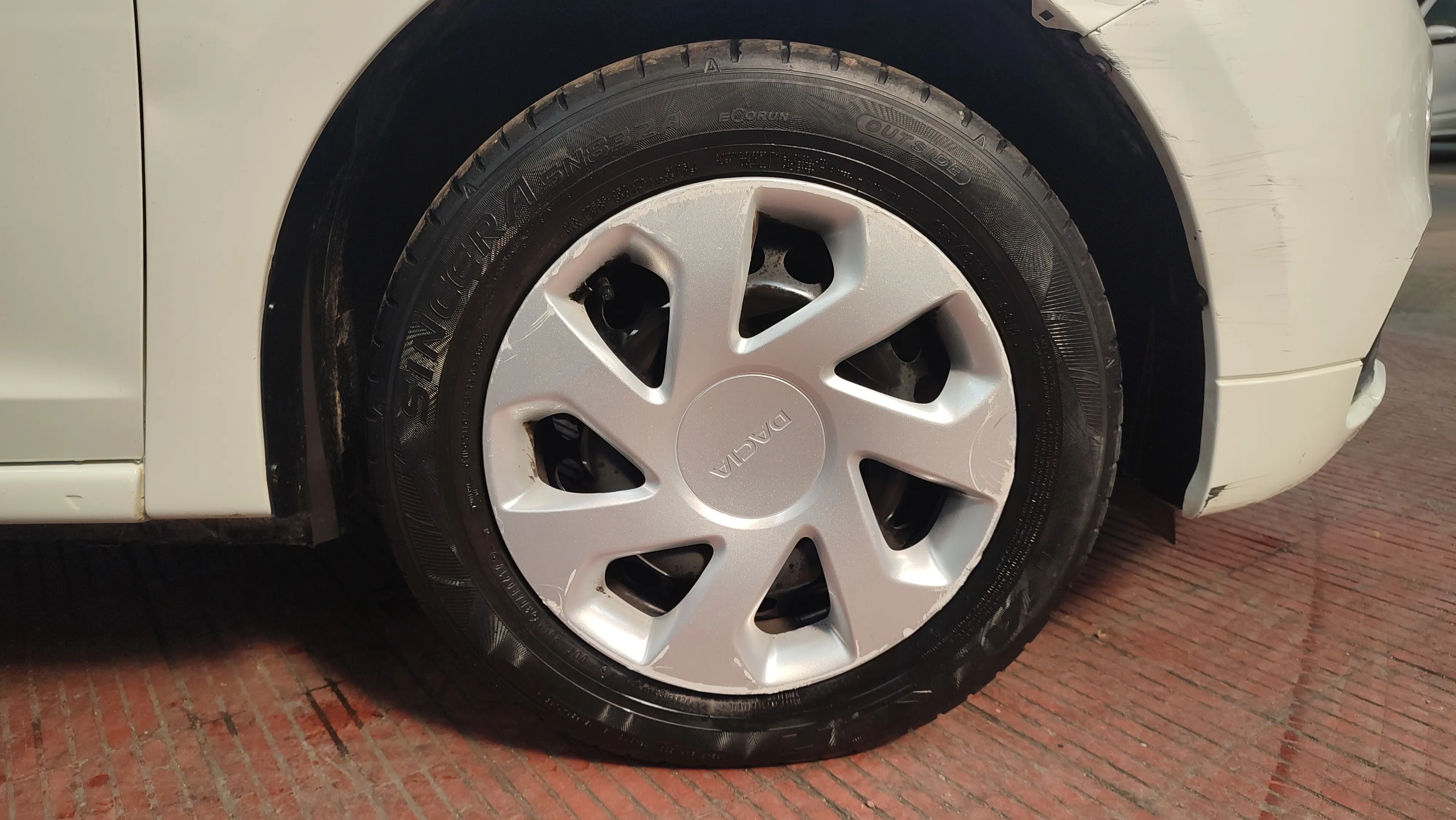 Dacia Logan MCV Essential 1.0 - foto 19