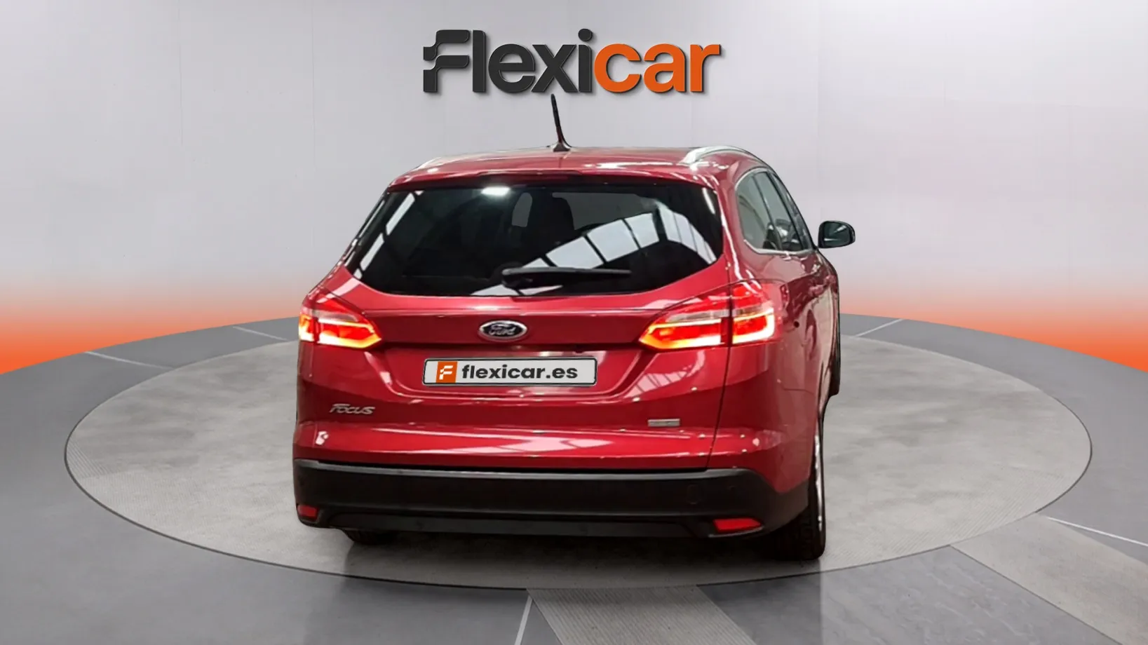 Ford Focus 1.0 EcoBoost Trend - foto 7