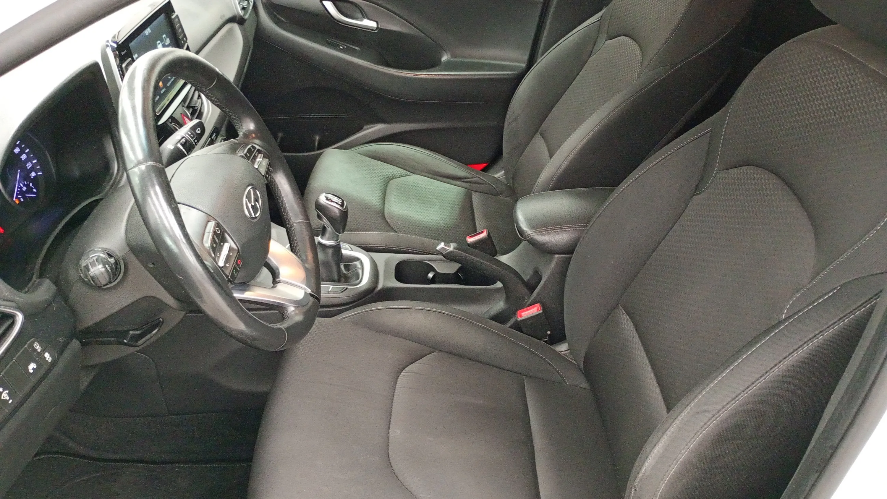 Hyundai i30 1.0 T-GDi Klass Fastback - foto 14