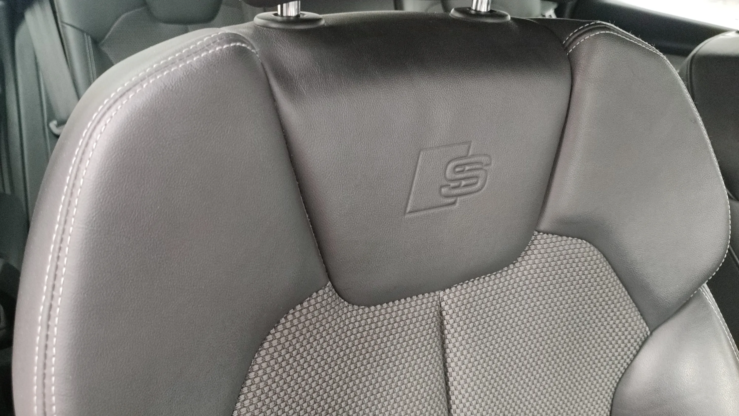 Audi Q5 35 TDI quattro S tronic - foto 22