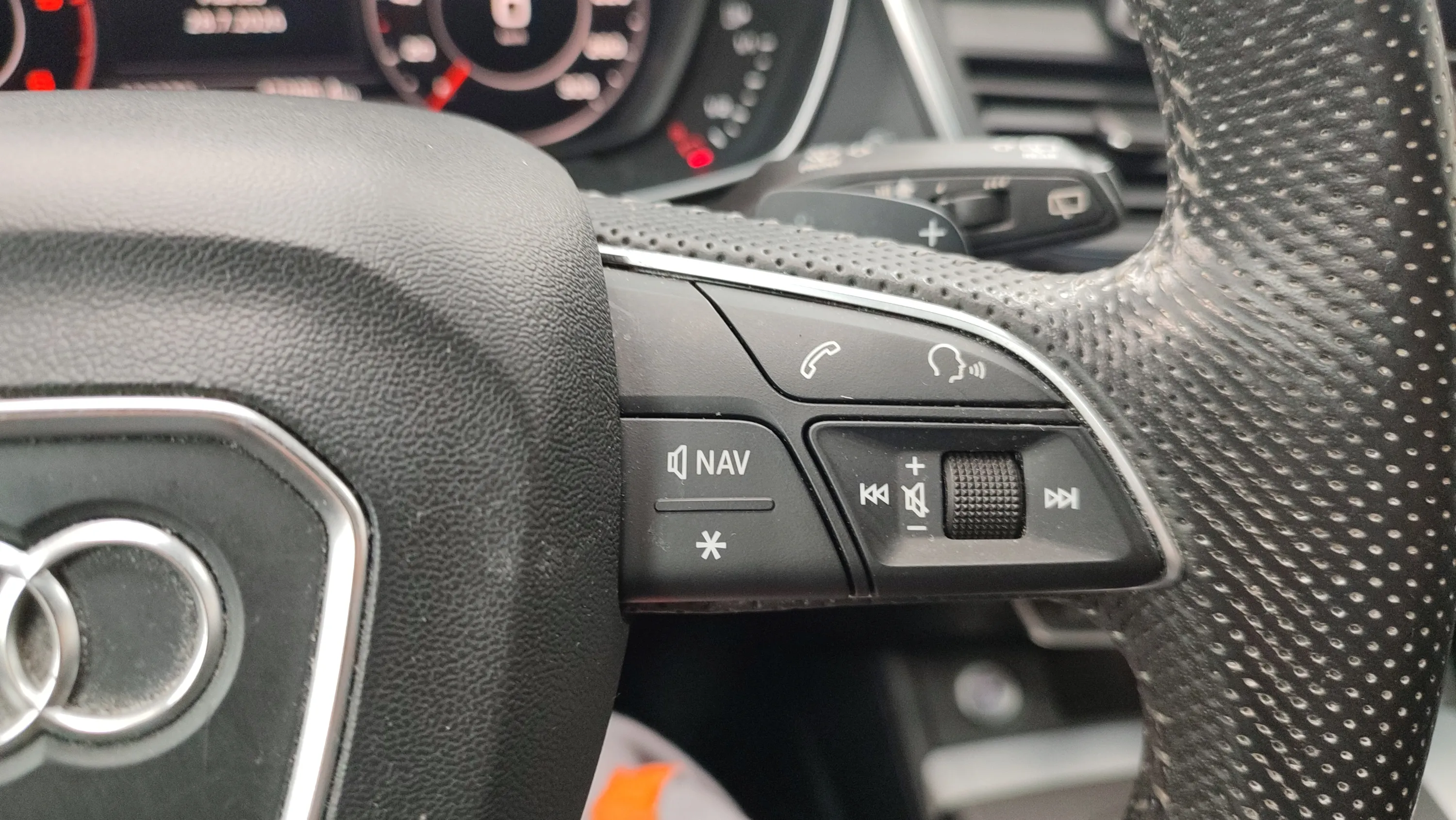 Audi Q5 35 TDI quattro S tronic - foto 16