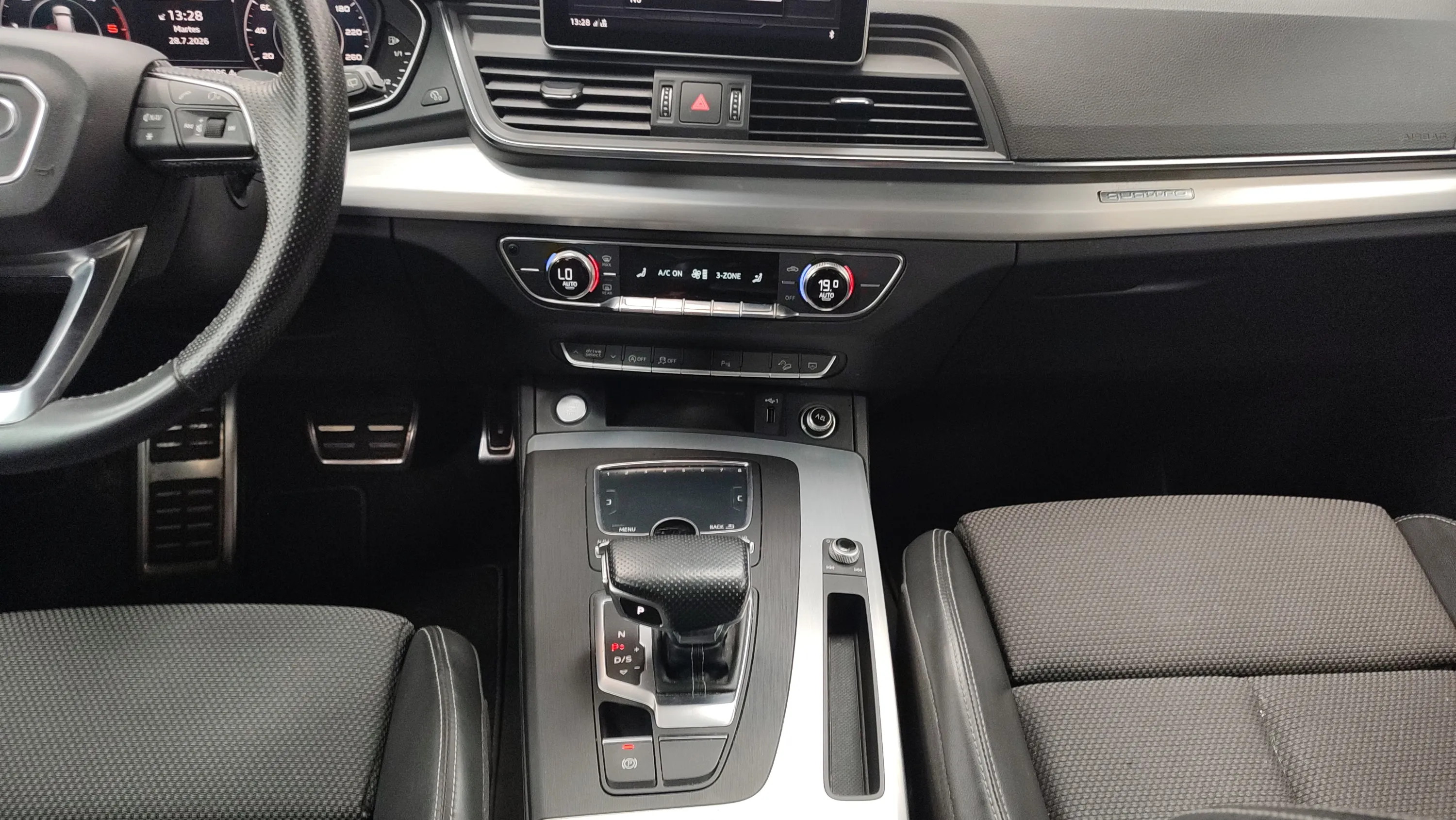 Audi Q5 35 TDI quattro S tronic - foto 11
