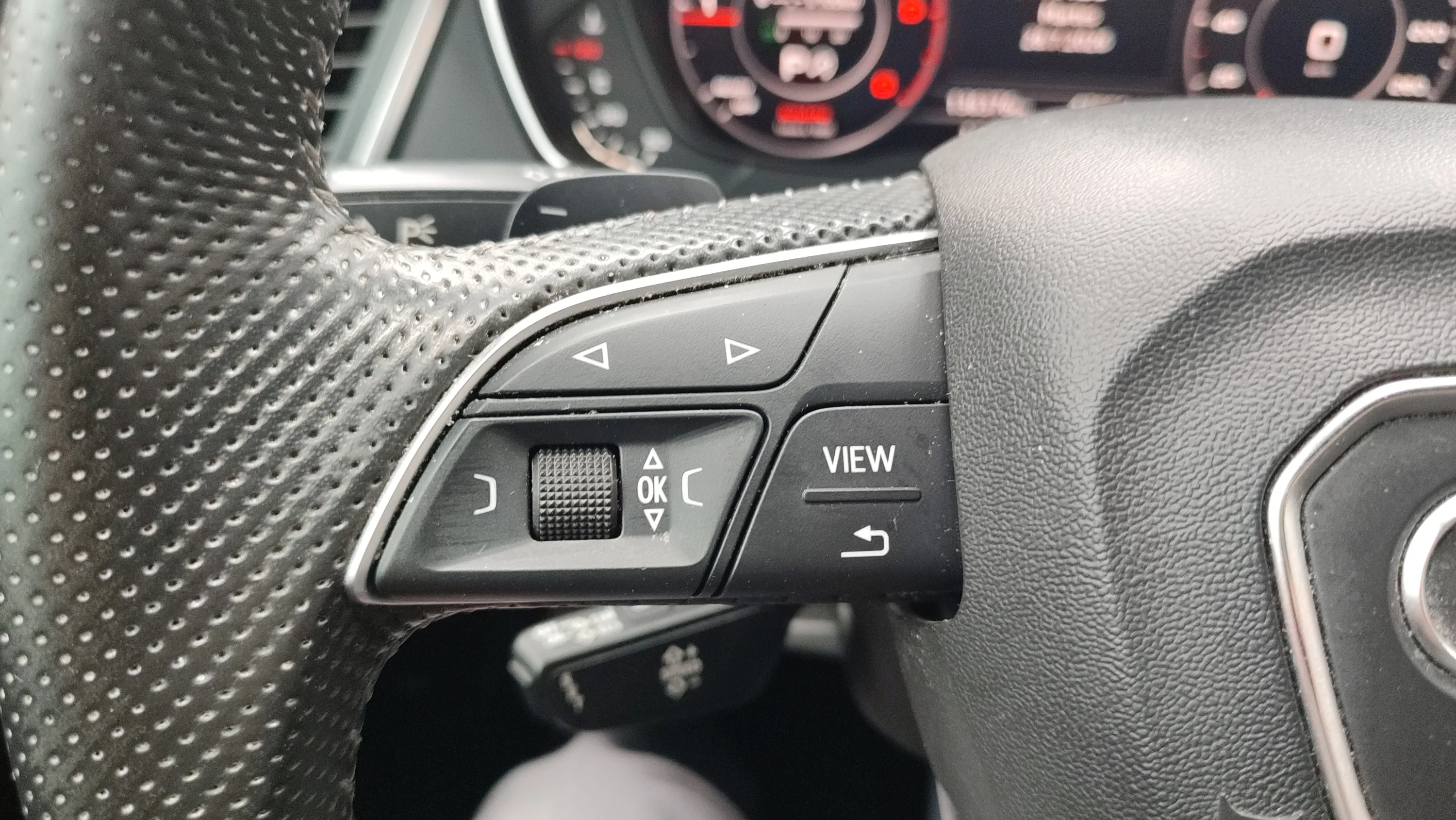 Audi Q5 35 TDI quattro S tronic - foto 15