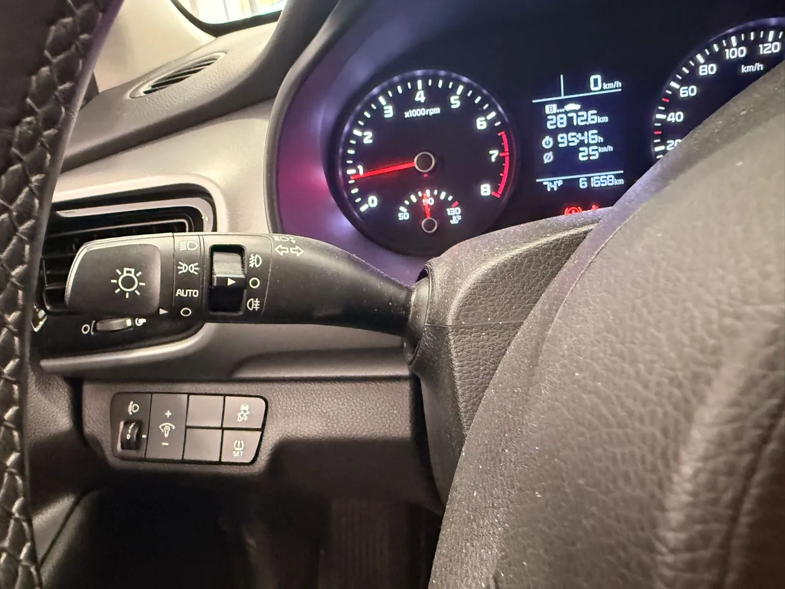 Kia Stonic 1.0 T-GDi Business - foto 12