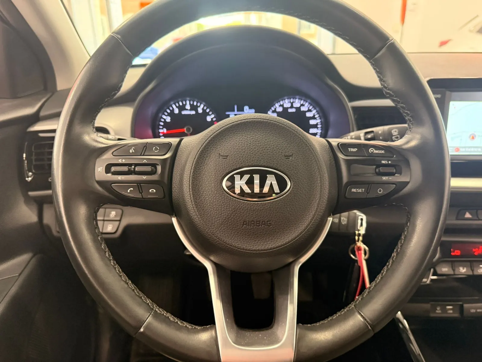 Kia Stonic 1.0 T-GDi Business - foto 9