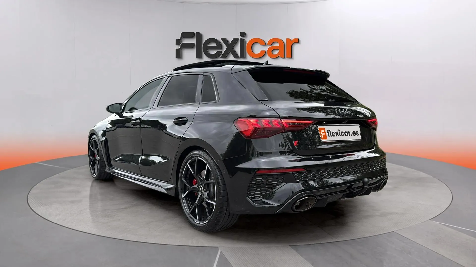 Audi A3 RS3 Sportback TFSI quattro S tron - foto 10