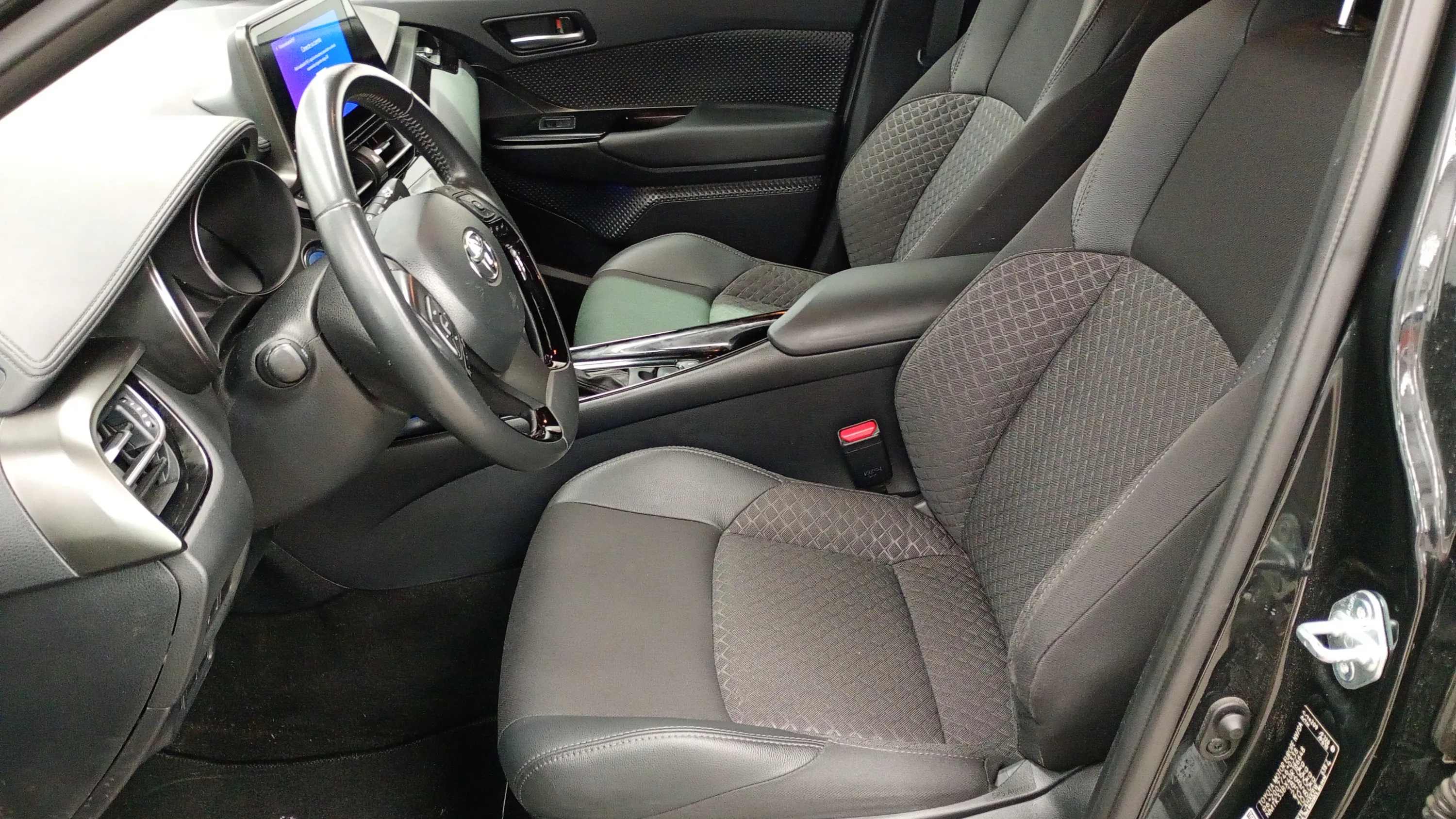 Toyota C-HR 1.8 125H Advance - foto 16